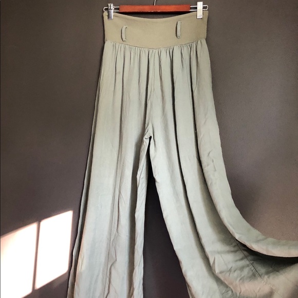 Wide Leg Pants - Picture 2 of 5